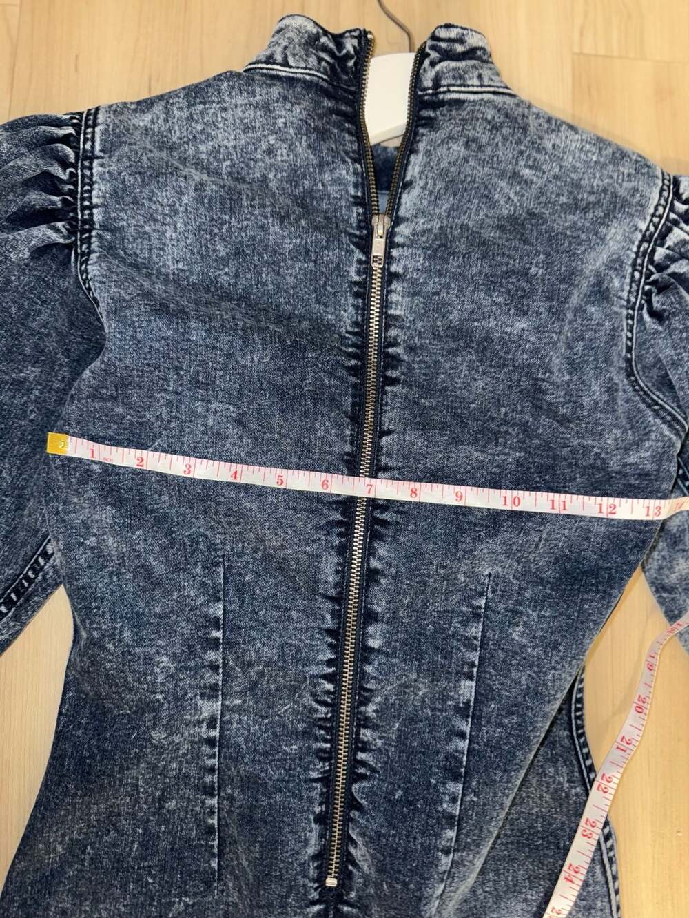 GANNI Acid Wash Puff Sleeve Zip Front Denim Mini Dress Size 32 - Picture 6 of 8